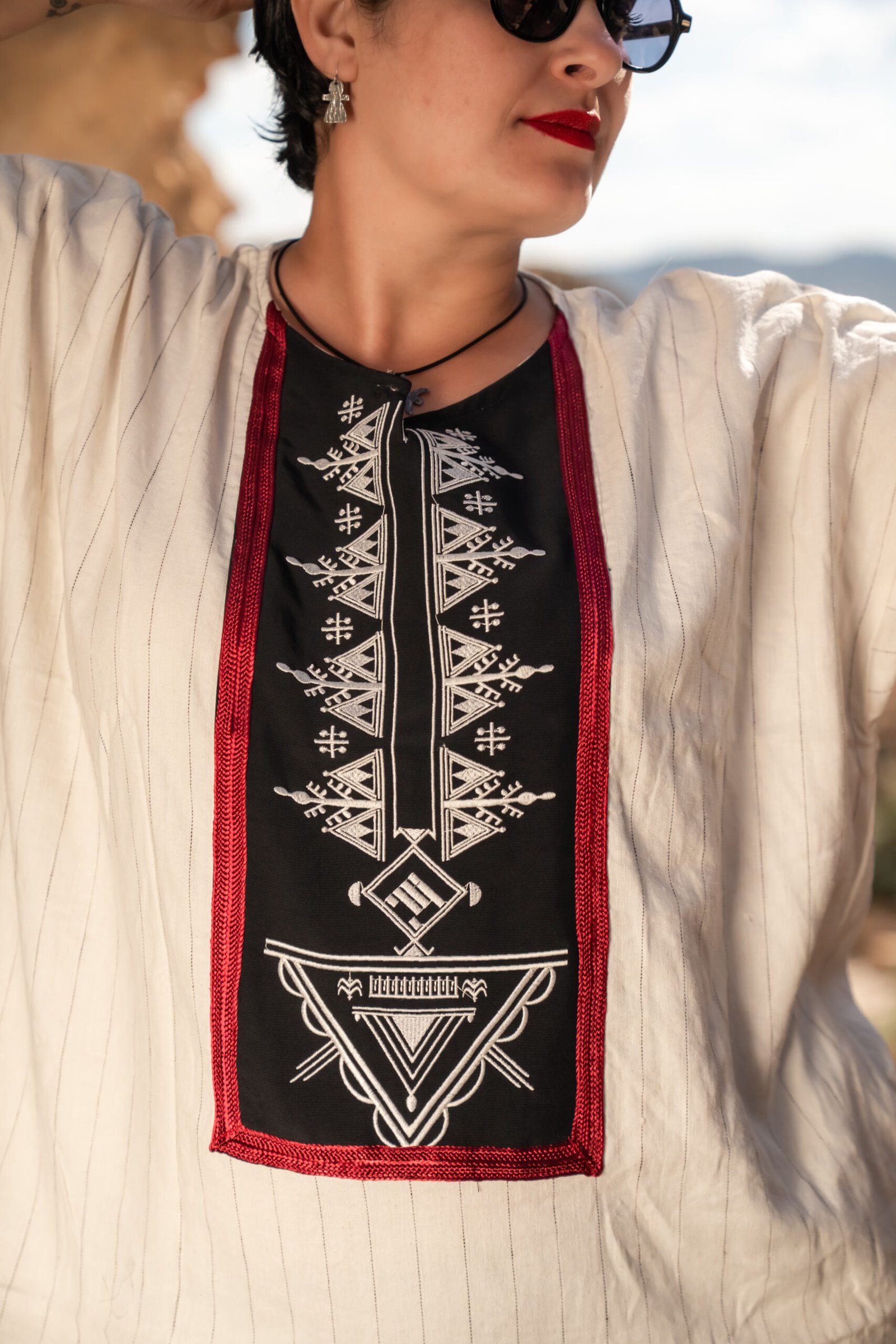 chemise en lin beige tunisienne chemise en lin beige tunisienne