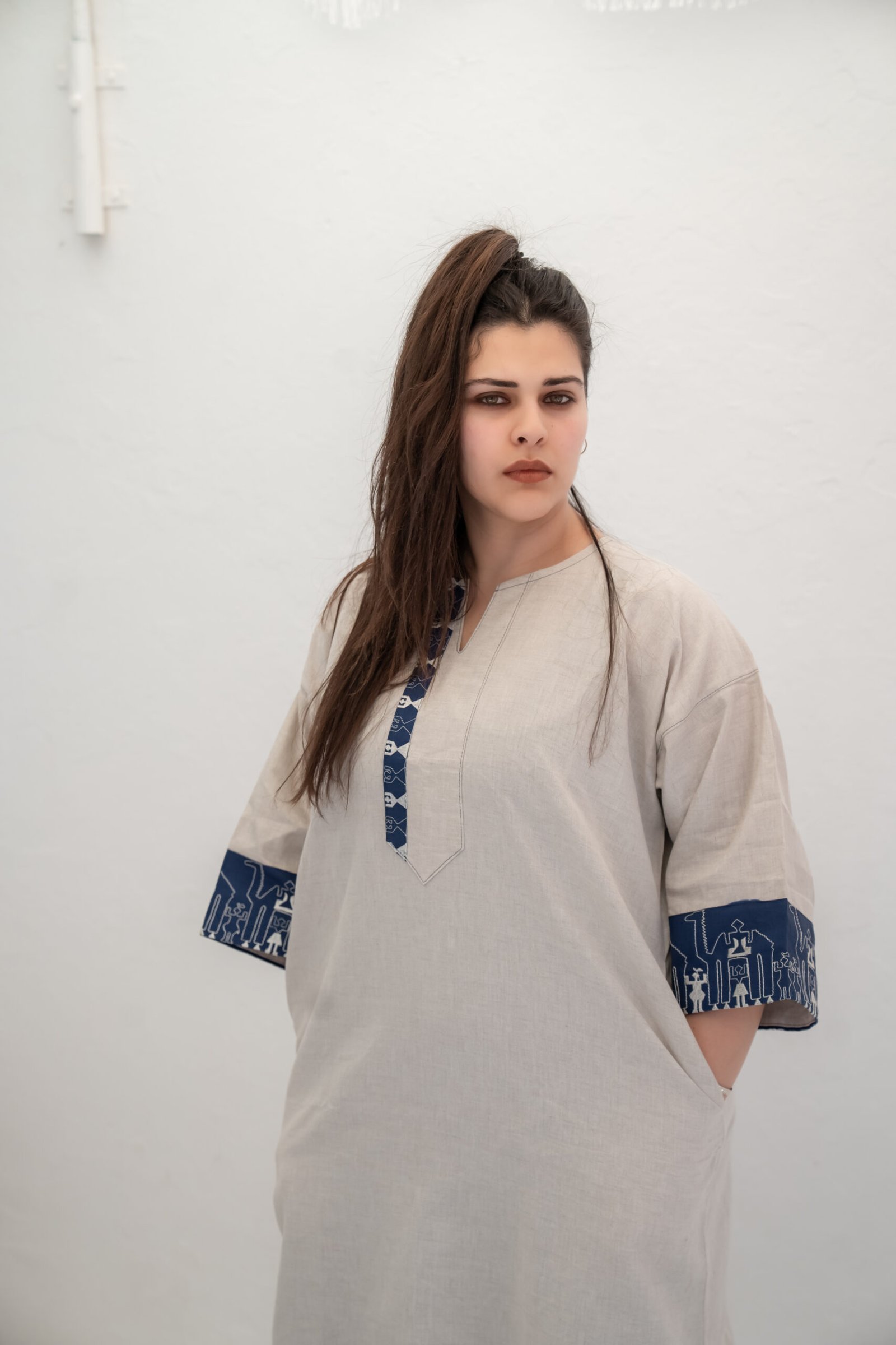 robe en lin beige tunisienne robe en lin beige tunisienne